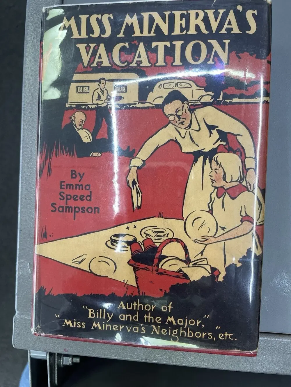 Miss Minerva's Vacation by Emma Speed Sampson 1939 Reilly & Lee HC / DJ 1st Ed